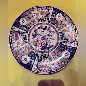 Japanese Imari porcelain collectors plate.